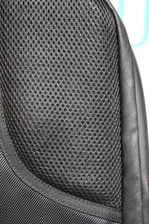 23325 Mochila cartera para ordenador Clyde Vogart 4 thumbnail 2000x2000 80