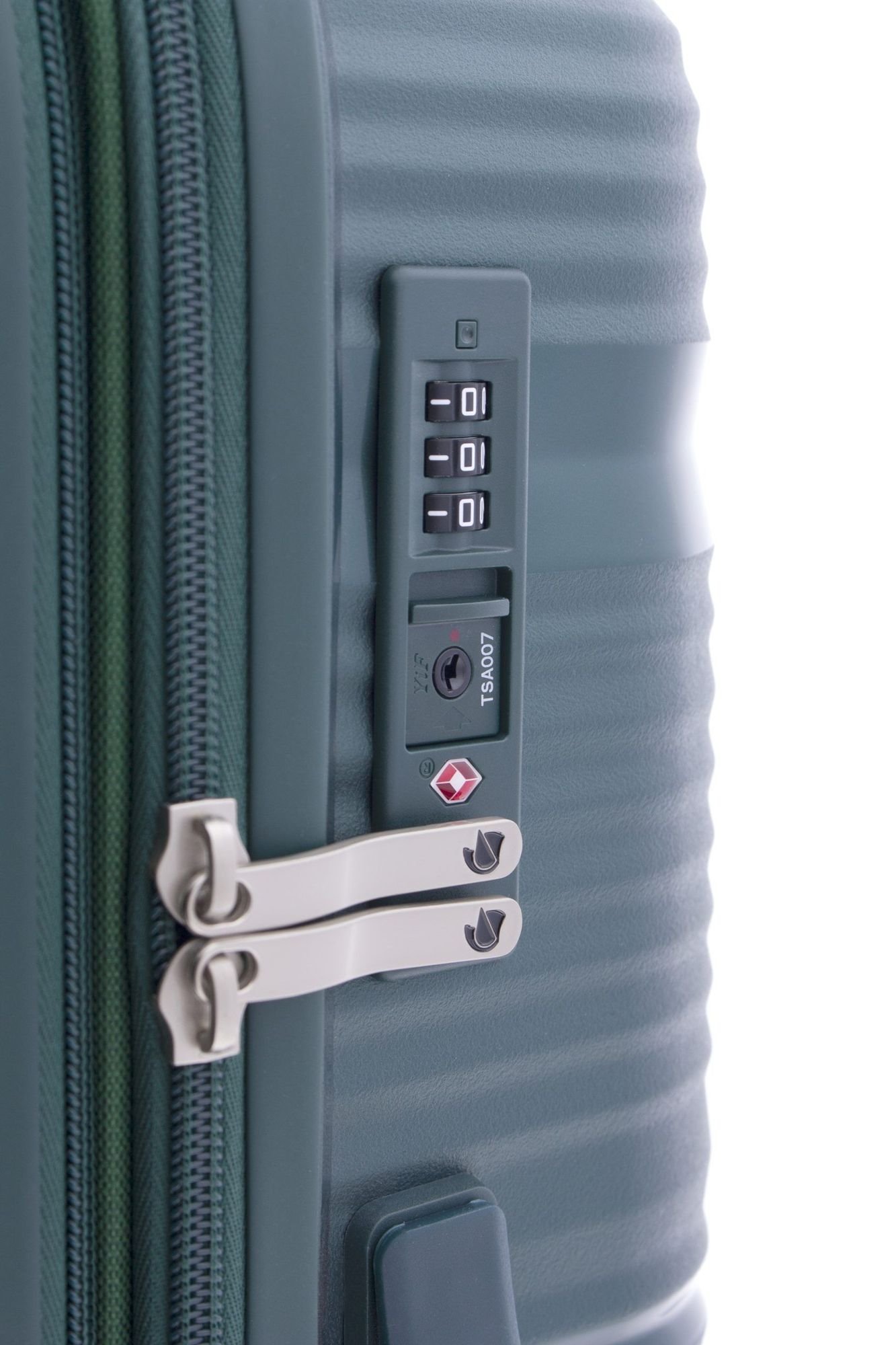 381102_cerradura-scaled-1