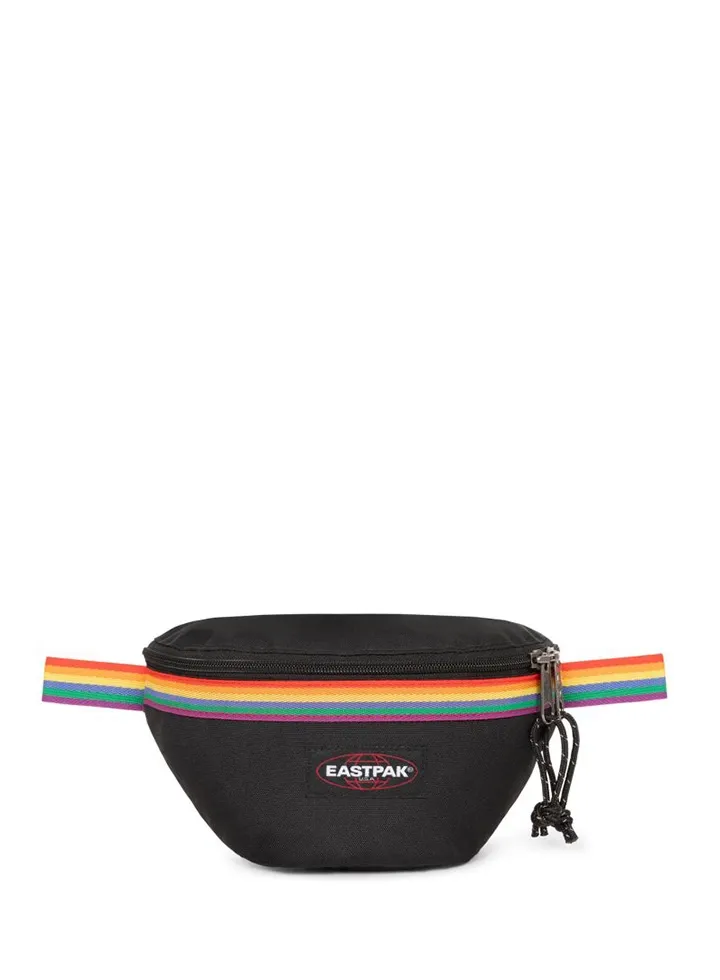Riñonera Eastpak -rinoneras-springer-ek074-band-rainbow práctica para viajes o uso diario