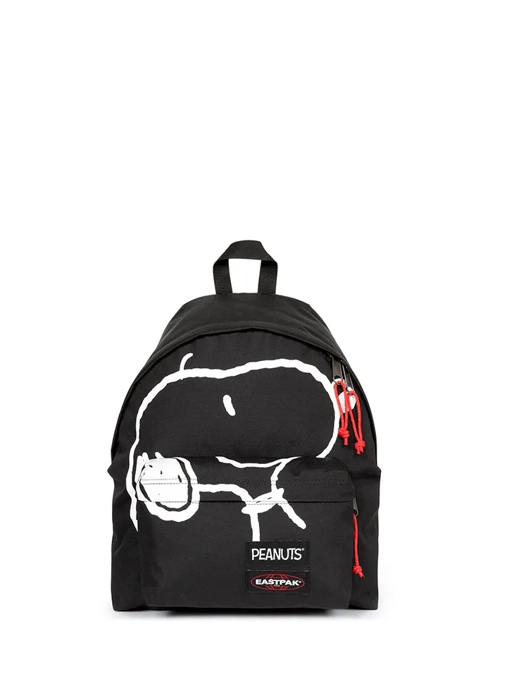 mochila_eastpak_Padded_Pakr_barcelona_placed_snoopy