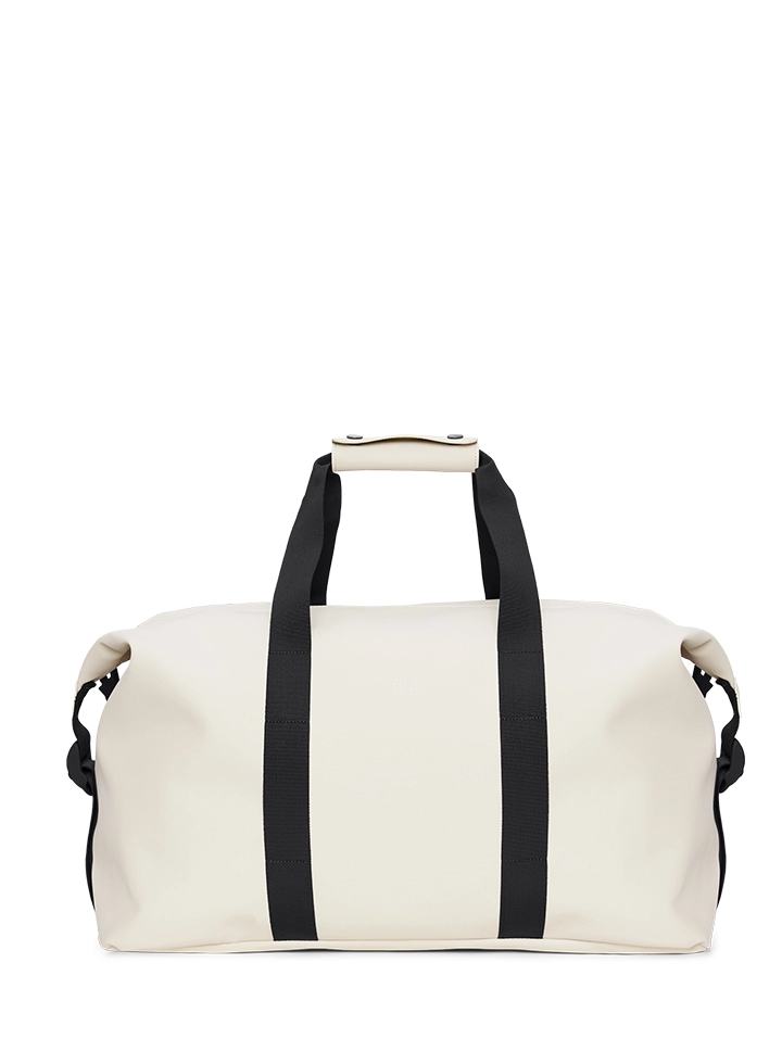rains_bolsa_de_viaje_impermeable_14200_barcelonaHilo_Weekend_Bag-Weekender-14200-26_Dune-35.webp