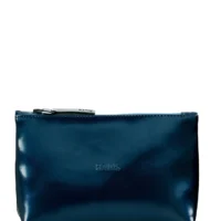 rains_cosmetic_bag_washbag_15600_spill.webp