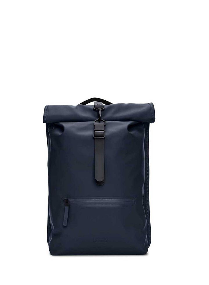 mochilas-rains-rolltop-rucksack-barcelona-azul_ef82b314b2604017d86a8f9b96cc117e.jpg