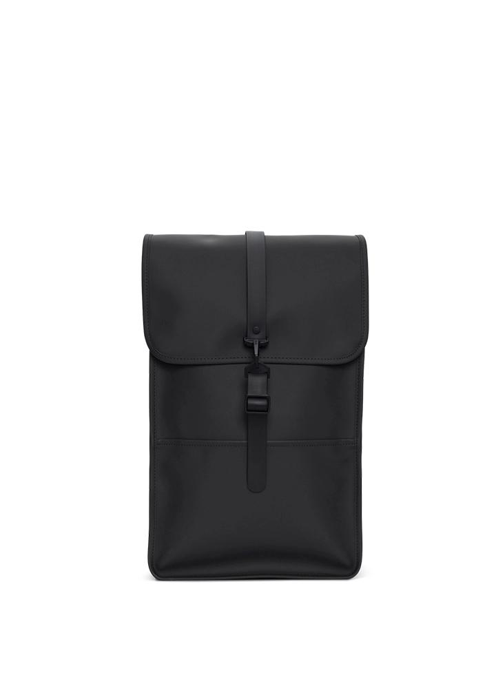 rains_mochila_backpack_barcelona_13000_7_14cde0605525b3b6a748c7bee250be82.webp